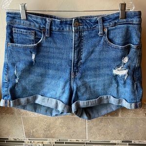 Old Navy Size 16 High-Waisted Jean Shorts